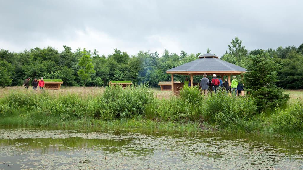 Vorbasse shelter - Picture of shelter and lake