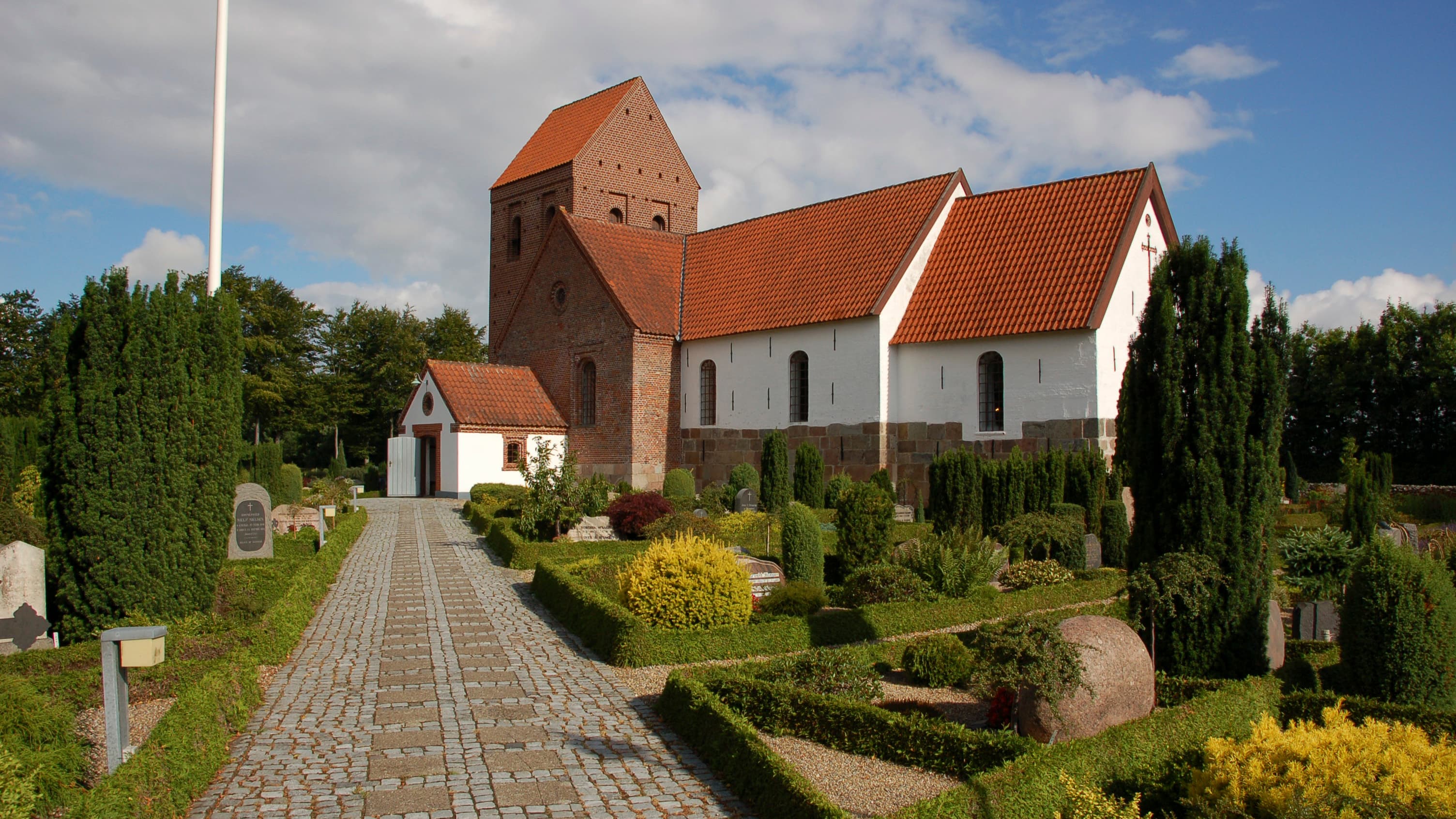 Vorbasse church from the outside