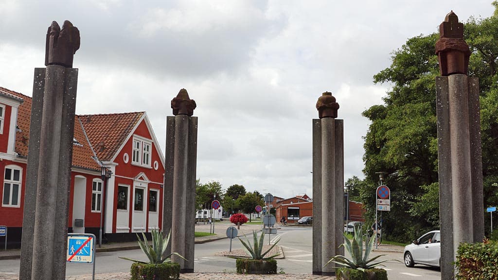 4 pillars city gate - Sæby