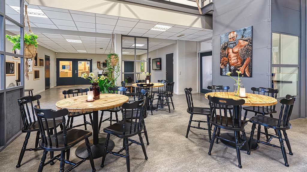 Café Frigg, Thorhallen in Jels