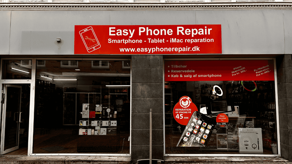 Fensterfront von EasyPhone Repair in Aabenraa